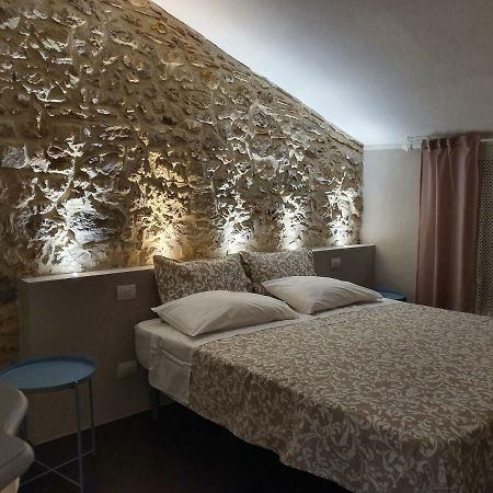 Casale di Pari Lo Scarabeo Bed & Breakfast エクステリア 写真