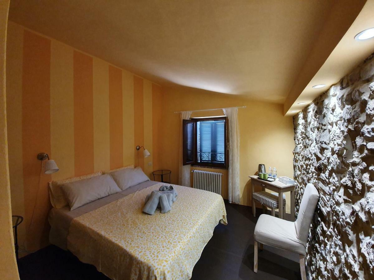 Casale di Pari Lo Scarabeo Bed & Breakfast エクステリア 写真