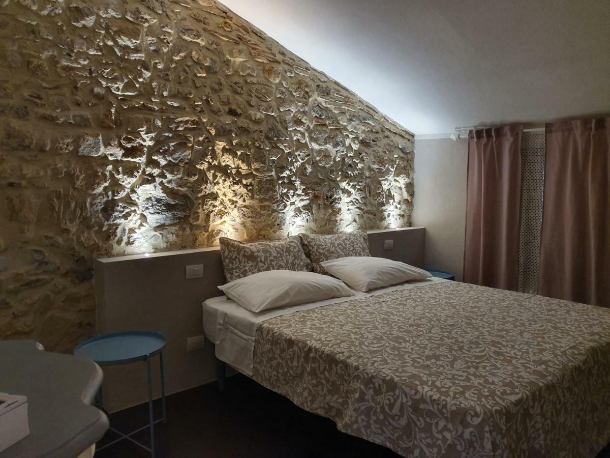Casale di Pari Lo Scarabeo Bed & Breakfast エクステリア 写真